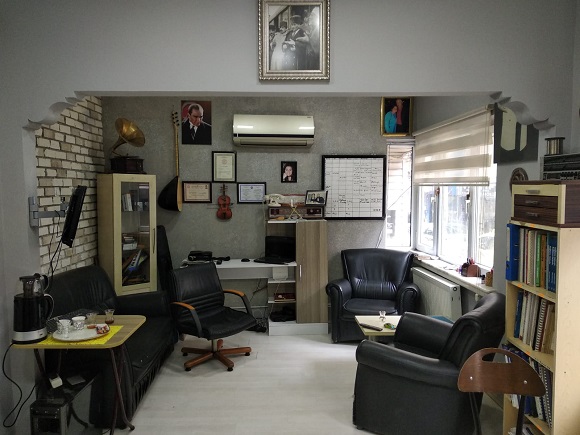 Aytaç Karausta Müzik Akademisi