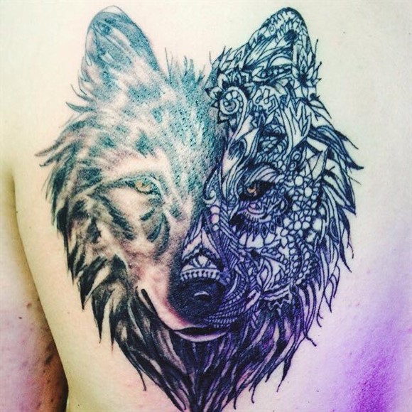 Mesut Ayvaz Dövme Salonu