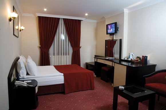 Reyna Premium Hotel