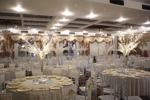 Saloon Buzz Ateşi Düğün Salonu