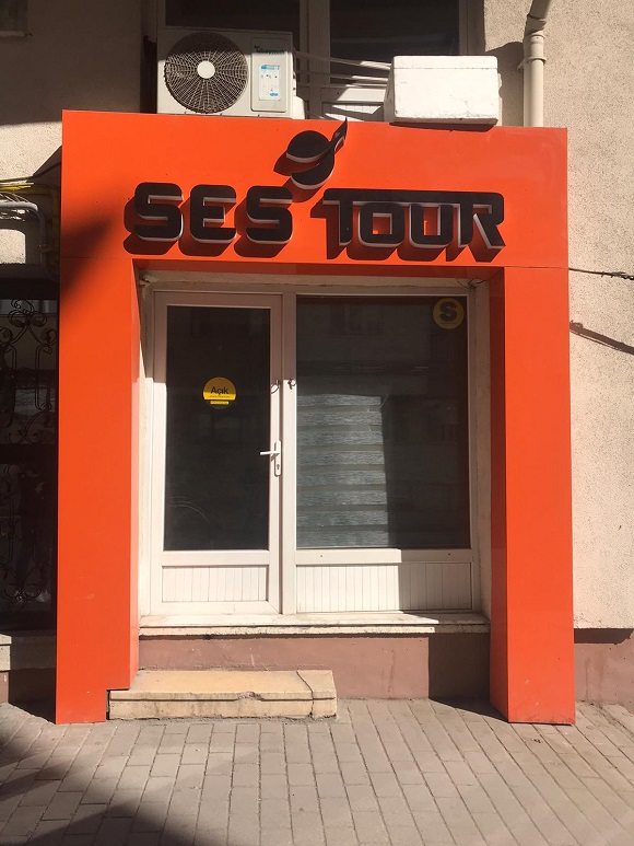 Ses Tour